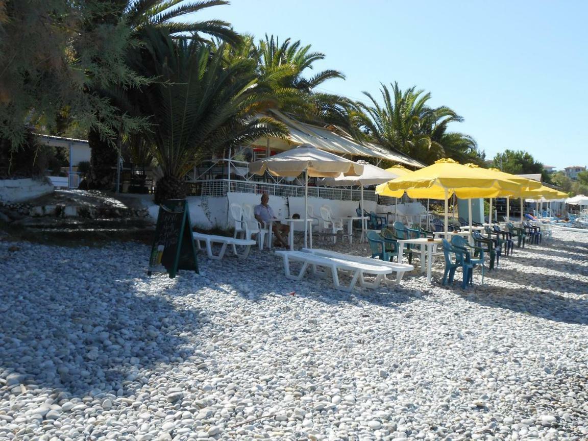 Horizon Aktaion Aparthotel Kalamata Exteriör bild