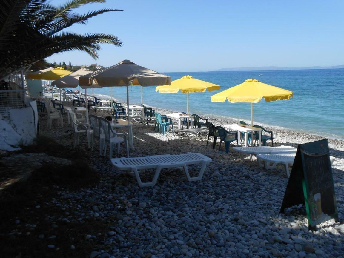 Horizon Aktaion Aparthotel Kalamata Exteriör bild