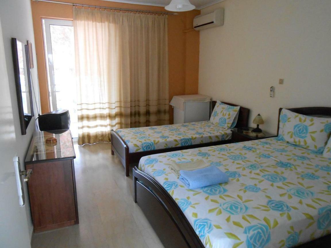 Horizon Aktaion Aparthotel Kalamata Exteriör bild