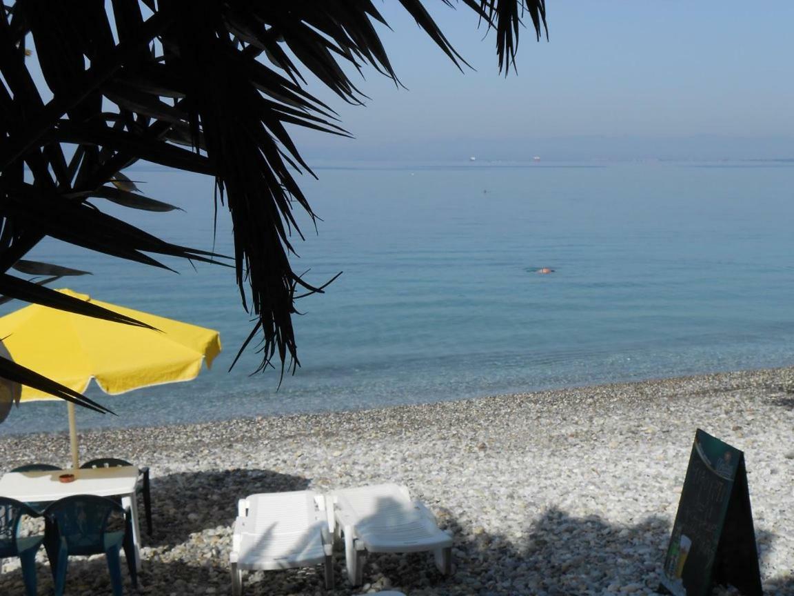 Horizon Aktaion Aparthotel Kalamata Exteriör bild